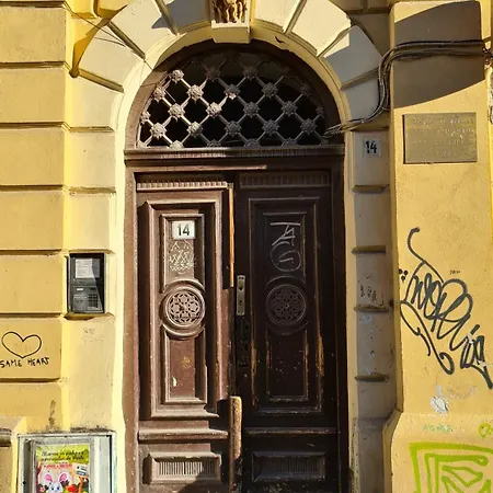 Republicii Brick * Brasov